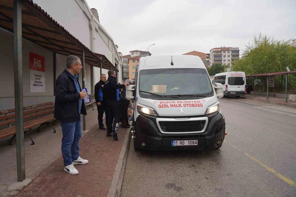 Bilecik Belediyesi Anneler ve Öğrenciler İçin Ücretsiz Ulaşım Desteği Başlattı
