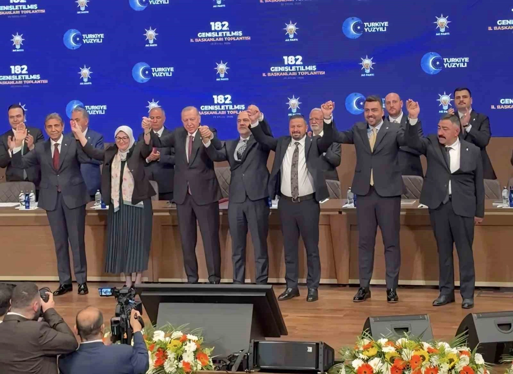 Marmara Adalar Belediye Başkanı Aydın Dinçer AK Parti Saflarına Katıldı