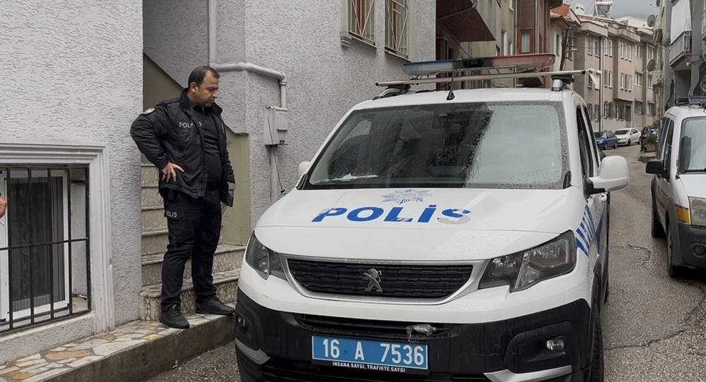 Bursa'da Cezaevinden İzinli Çıkan Arkadaşların Kaldığı Evde Ölüm Şüphesi