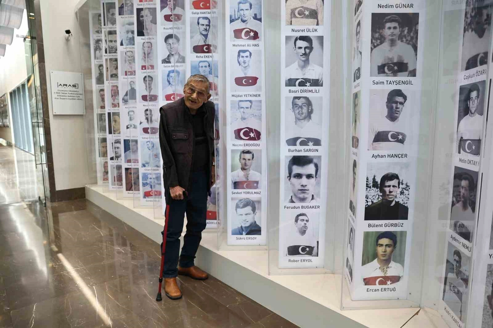 Fenerbahçe ve Türk Futbolunun Efsane Kalecisi Şükrü Ersoy Hayatını Kaybetti