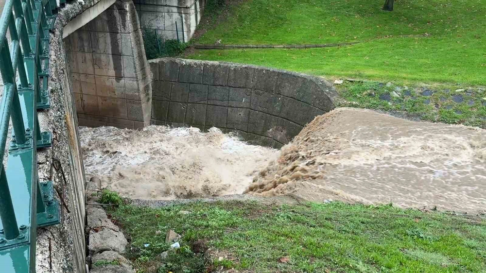 Bursa'da Şiddetli Sağanak Yağış Sonrası Kaplıkaya Deresi'nde Debi Tavan Yaptı
