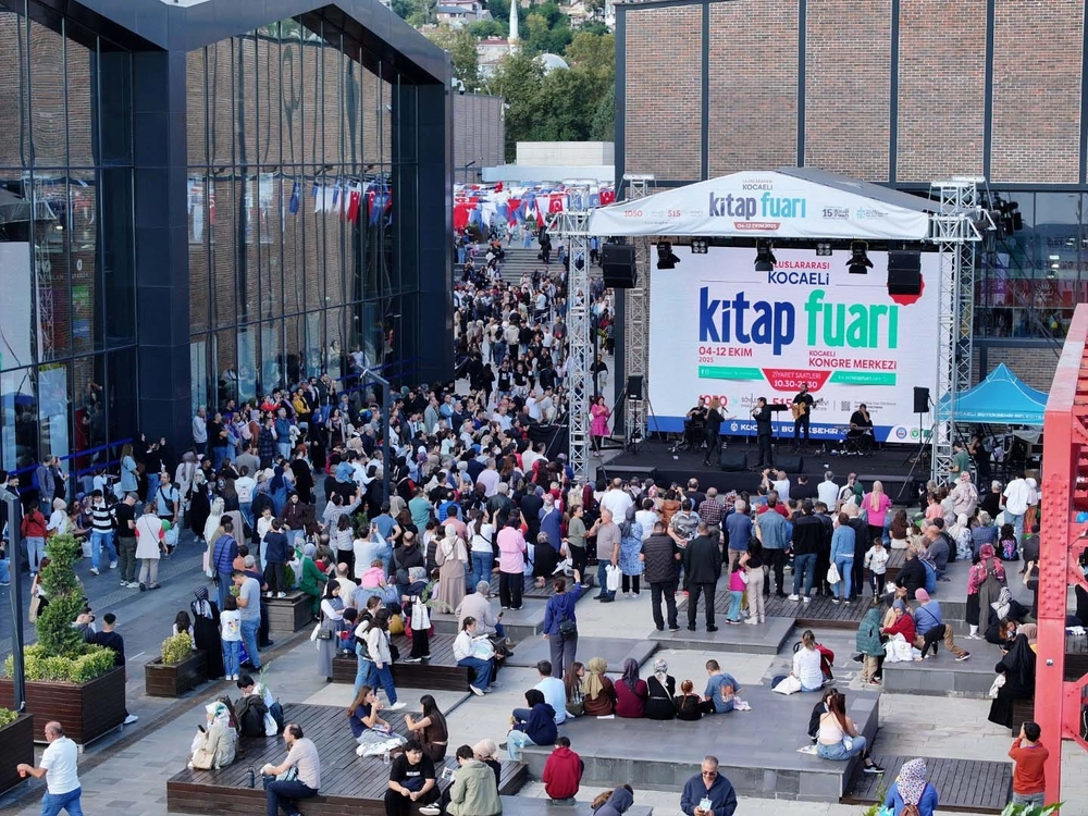 Kocaeli Kitap Fuarı İçin Ücretsiz Ring ve Vapur Seferleri Başlıyor