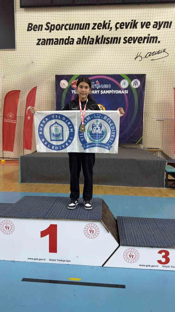Yıldırım Belediyespor Gençleri Dart Turnuvasında Şampiyonluklara Koştu