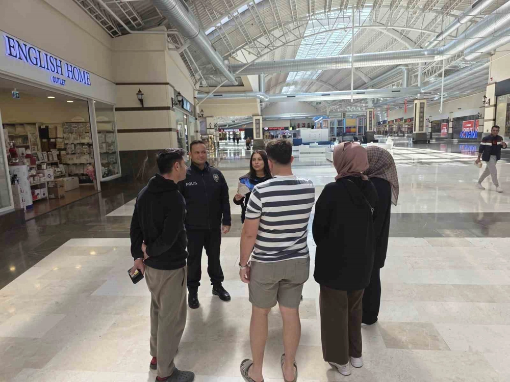 Bozüyük'te Vatandaşlara Dolandırıcılık ve Güvenlik Eğitimi