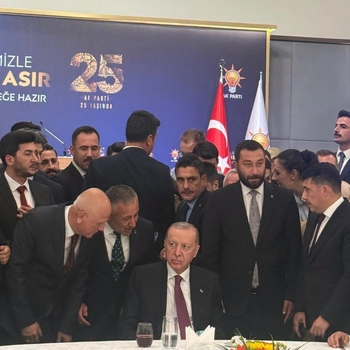 AK Parti Bilecik İl Başkanı Serkan Yıldırım Çalışmaları Cumhurbaşkanı Erdoğan'a Sundu