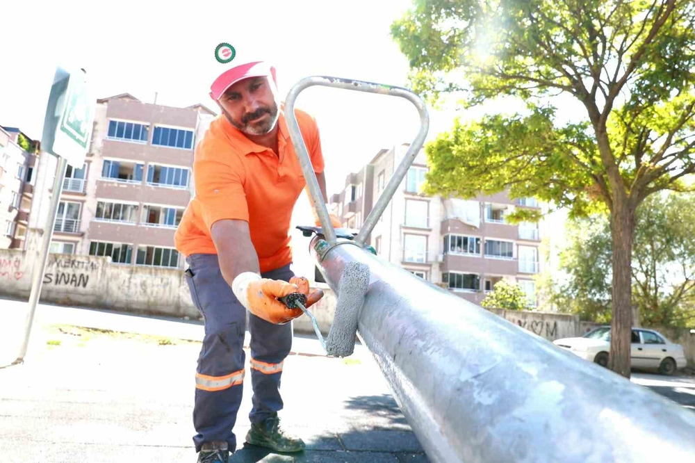 Osmangazi Belediyesi Parkları Yenileyerek Estetik Görünüme Kavuşturuyor