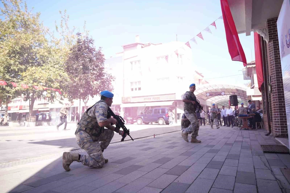 Yenişehir'de 104'üncü Kurtuluş Yıl Dönümü Coşkuyla Kutlandı