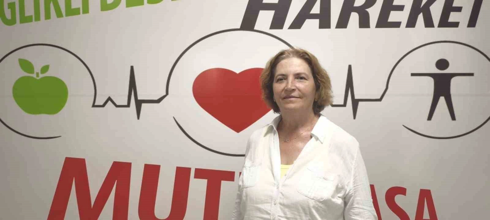 61 Yaşındaki Kadın Kırmızı Etek Hayaliyle 25 Kilo Verdi